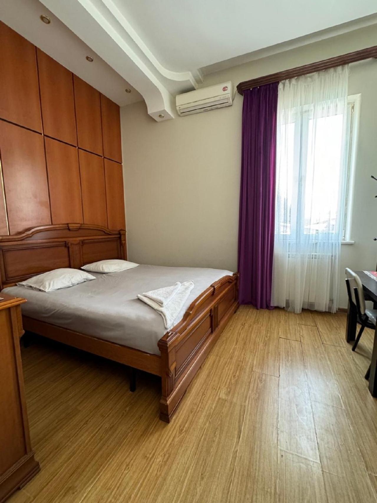New Bella Hotel Jerevan Exteriör bild
